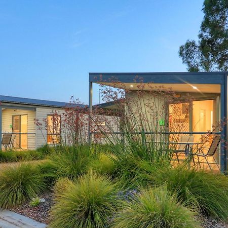 Yarrawonga Riverlands Tourist Park Bagian luar foto